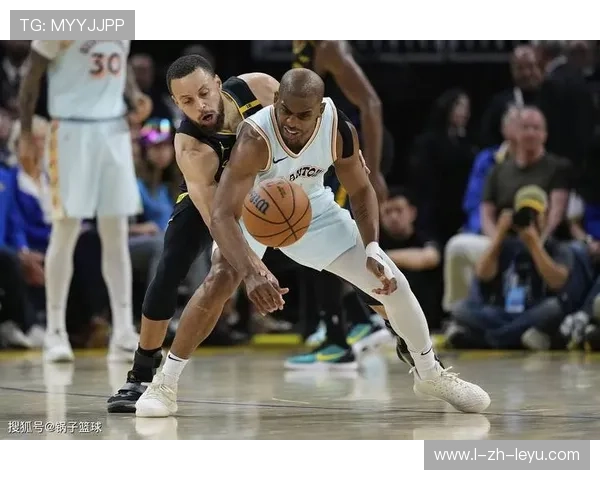 勇士核心突破制造罚球并拉开分差